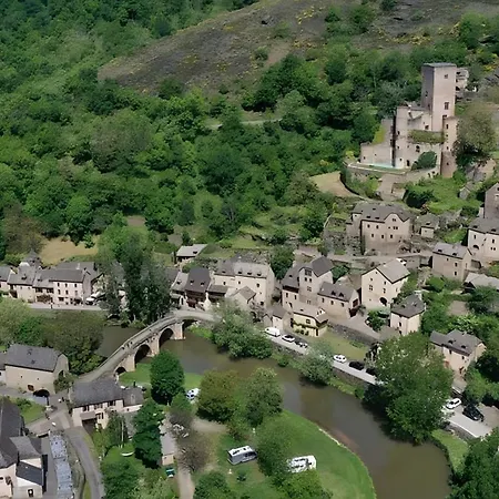 -village D'exception Belcastel (Aveyron)