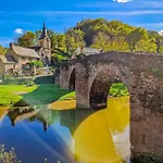 Dans Un Village D’exception Hébergement de vacances